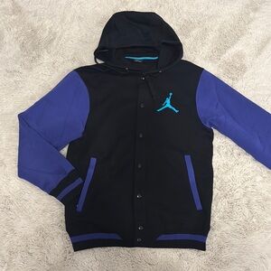 jordan the varsity hoodie 2.0